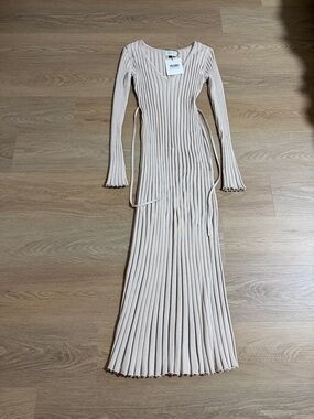 DISSH Ribbed V‑Neck Long Sleeve Maxi Dress in Cream